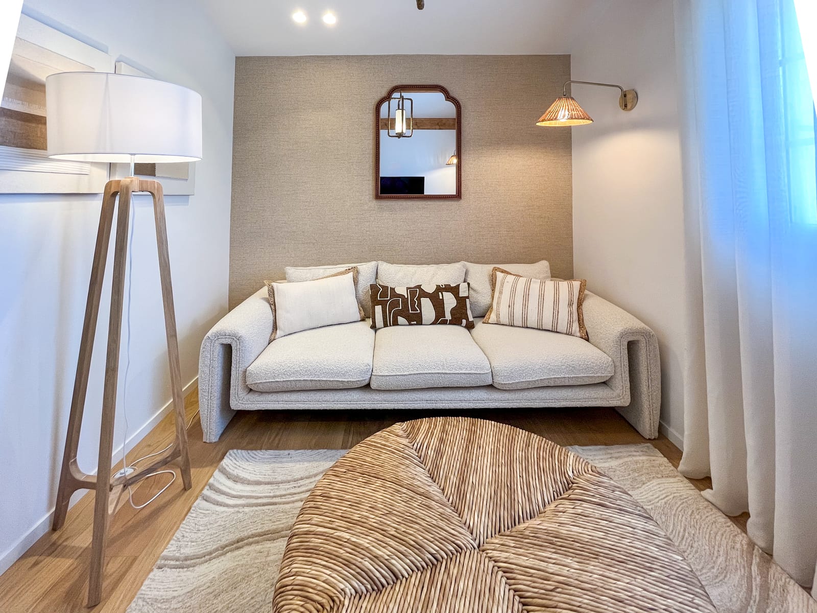Suite - Miniature 8